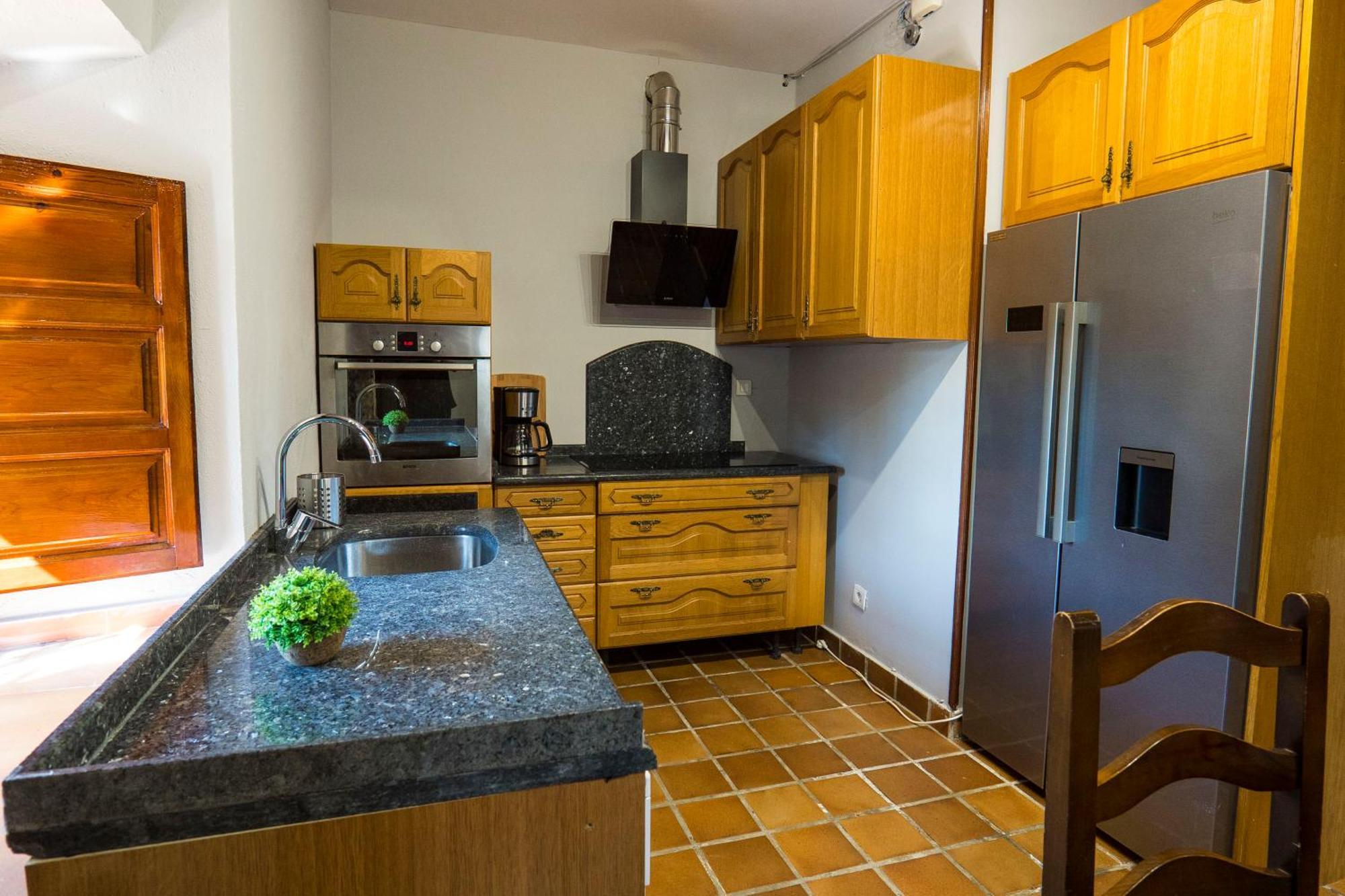 Paratene Ostatu Habitaciones Эрандио Экстерьер фото
